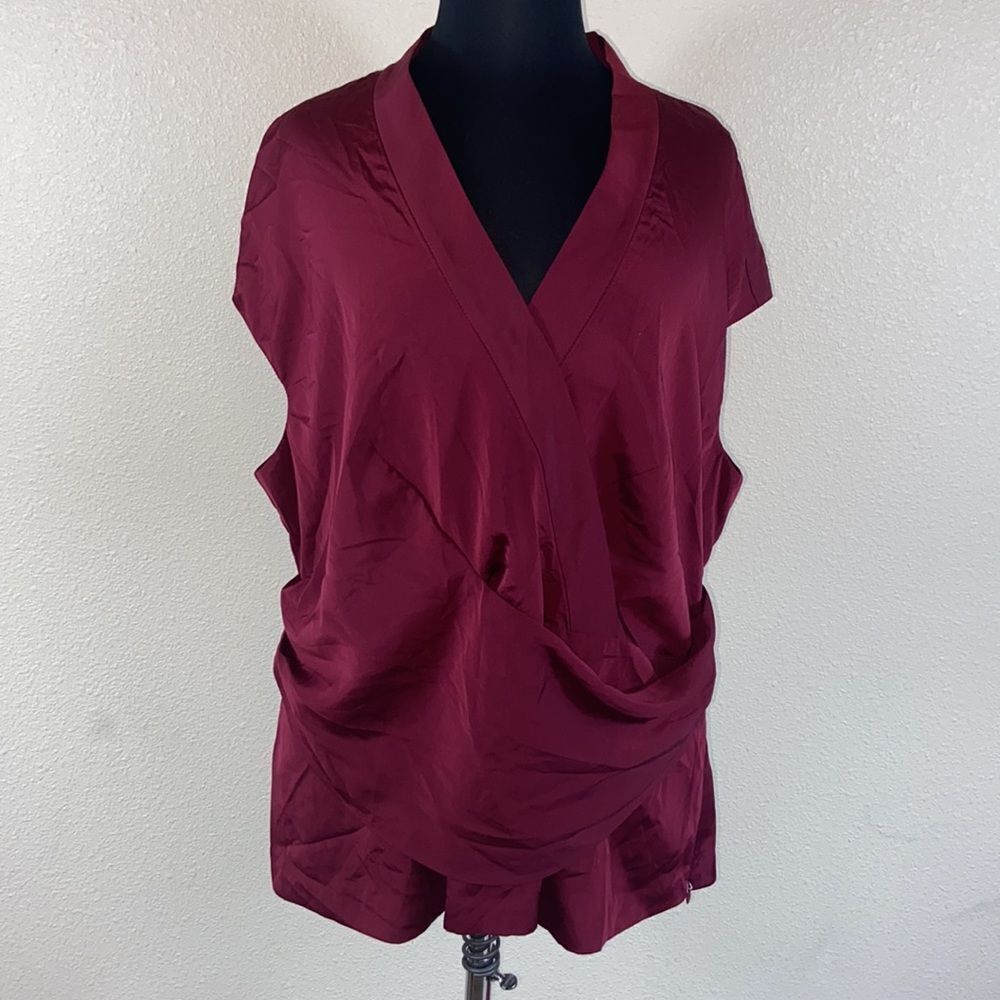 New Worthington Woman Color Burgundy Blouse Size 1X - Picture 2 of 13